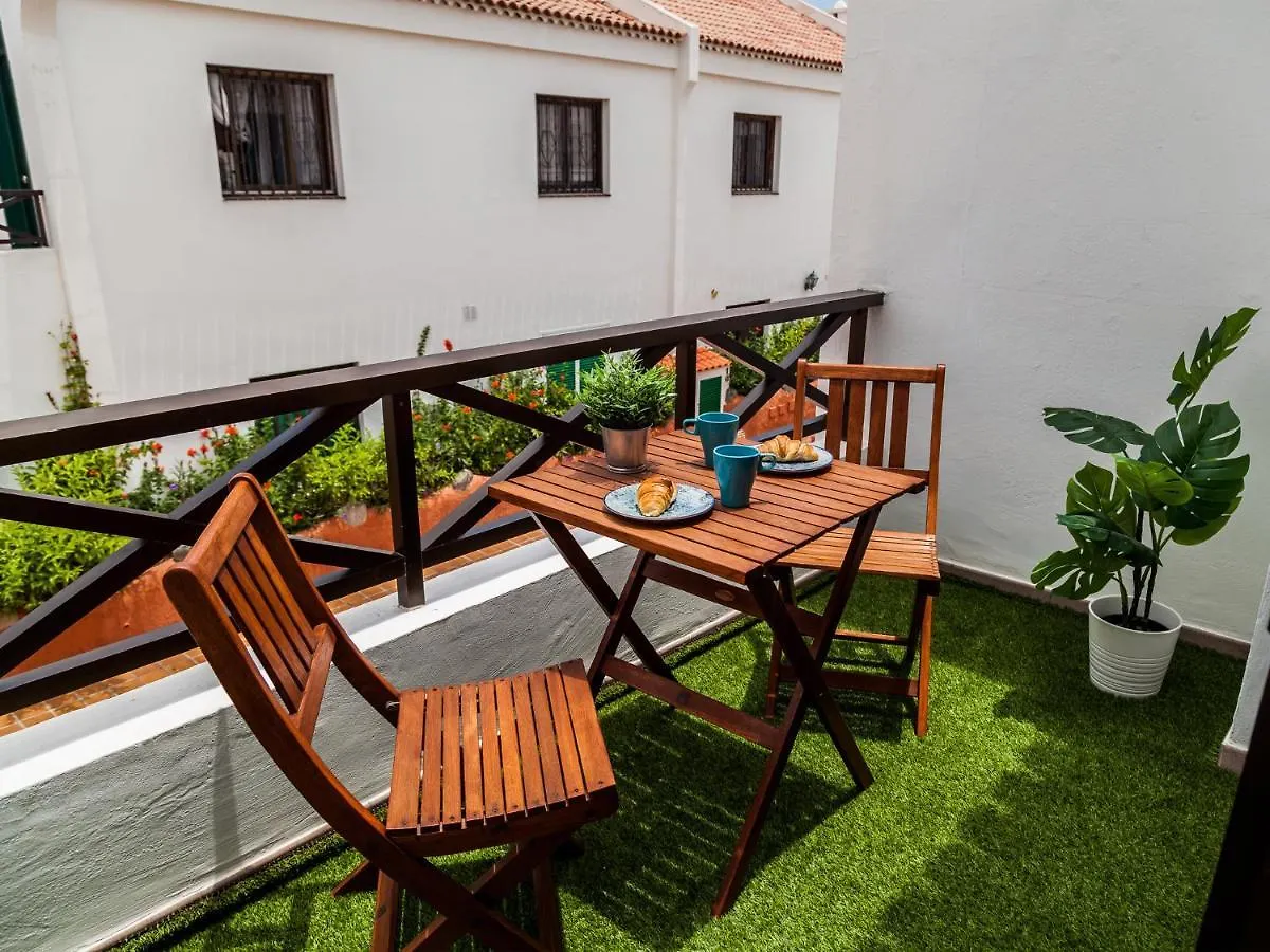 Blue Waters Apartment With Heated Pool Costa Del Silencio