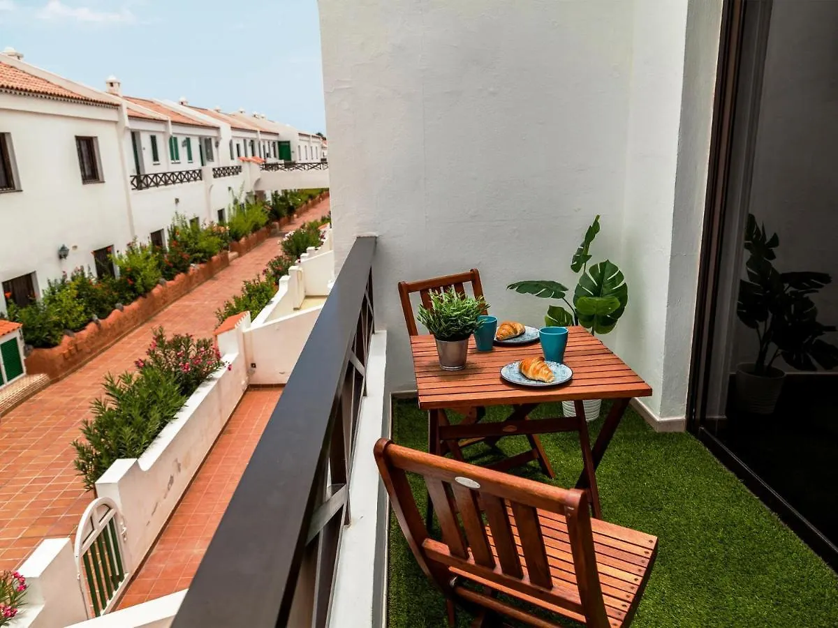 Blue Waters Apartment With Heated Pool Costa Del Silencio