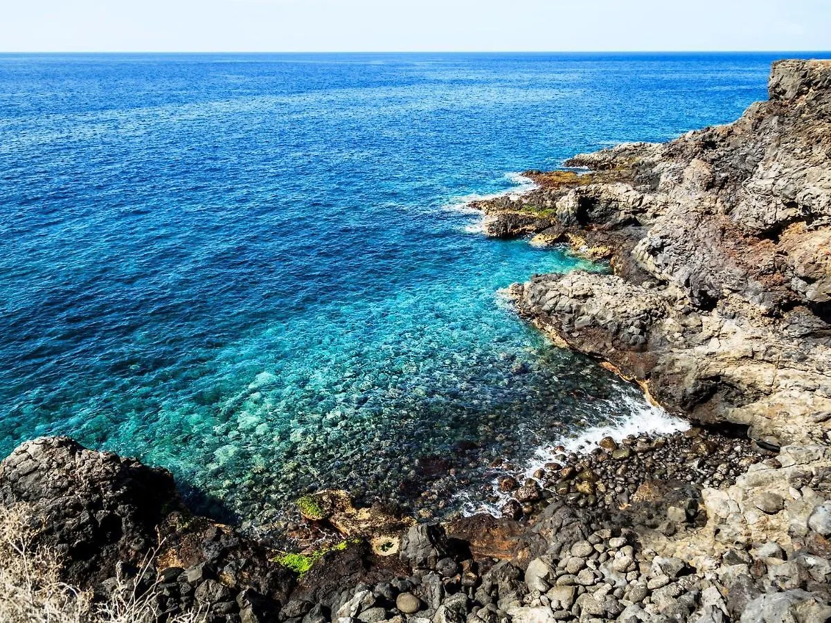 Blue Waters Apartment With Heated Pool Costa Del Silencio